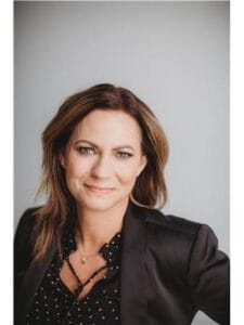 Lisa Mueller, CENTURY 21 Fusion Agent